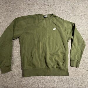 Men’s Small Nike Green Sweatshirt